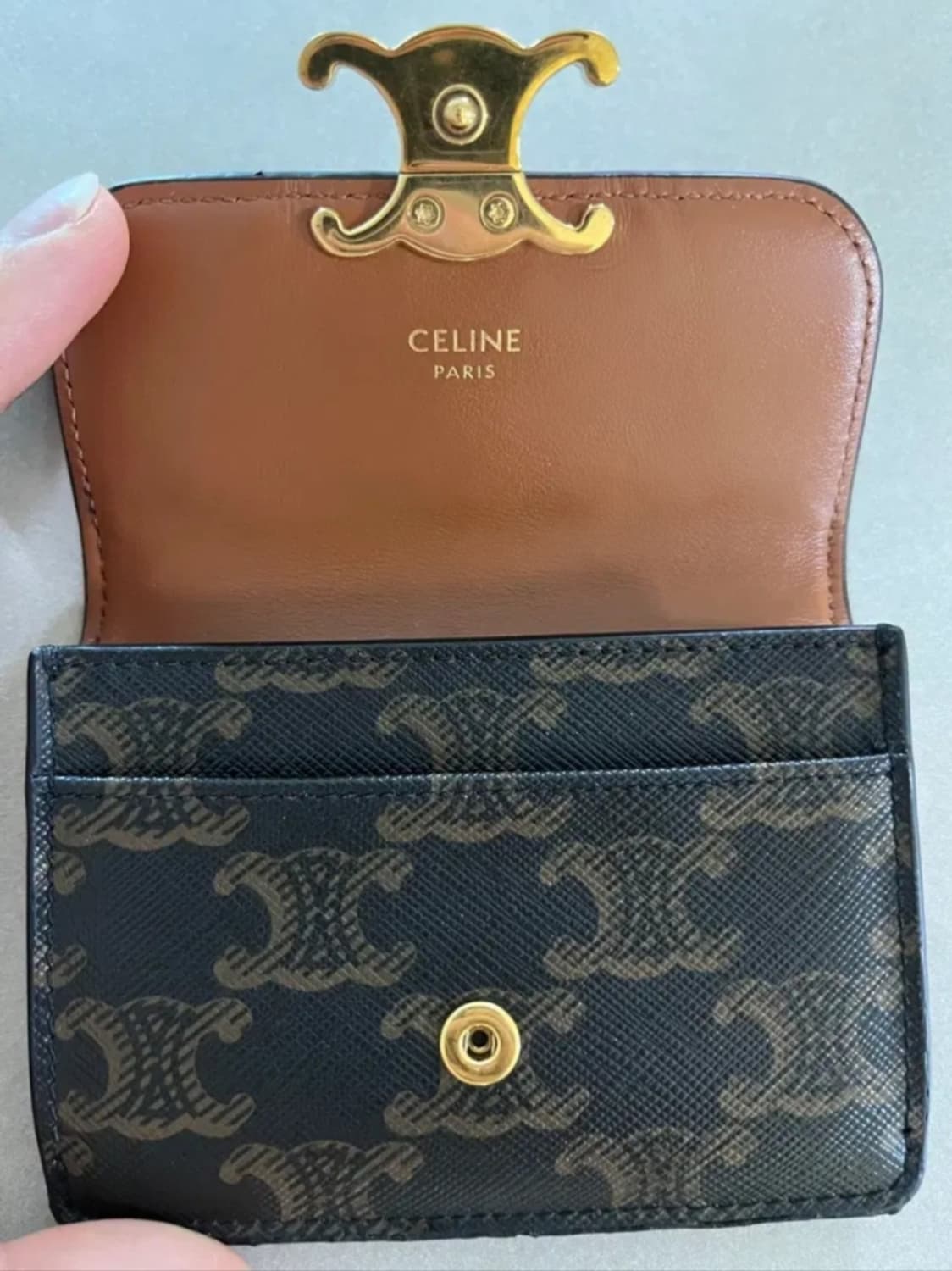 셀린느 트리옹프 플랩 카드지갑 (오늘만/내일올림) 상품이미지6