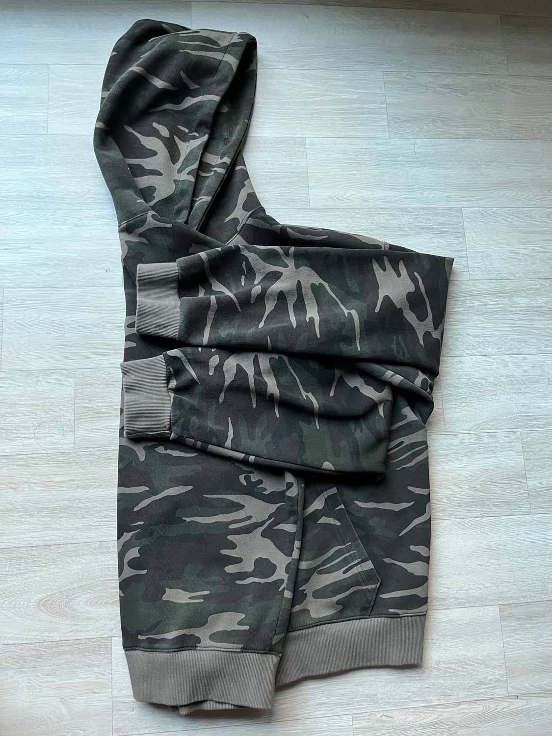 카모 크롭 후드 집업 상품이미지2