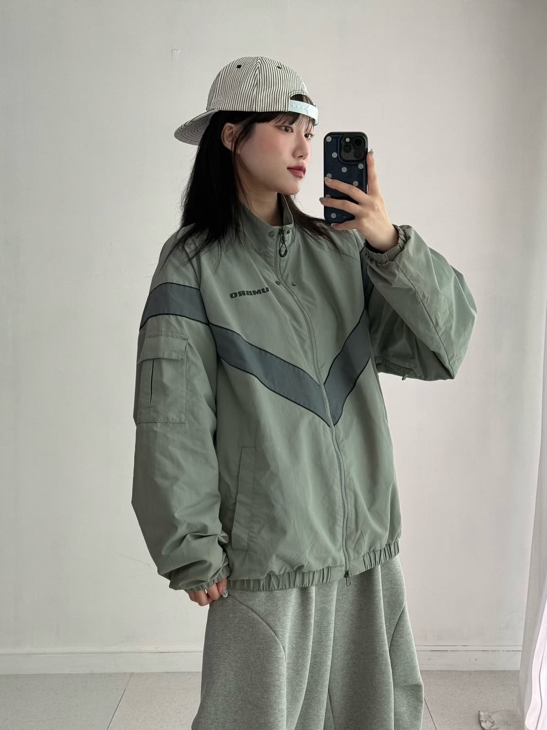 엄브로 US 카키 바람막이 상품이미지5