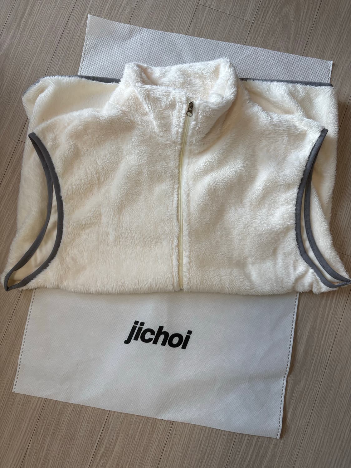 지초이 25-004 플리스 베스트 상품이미지1