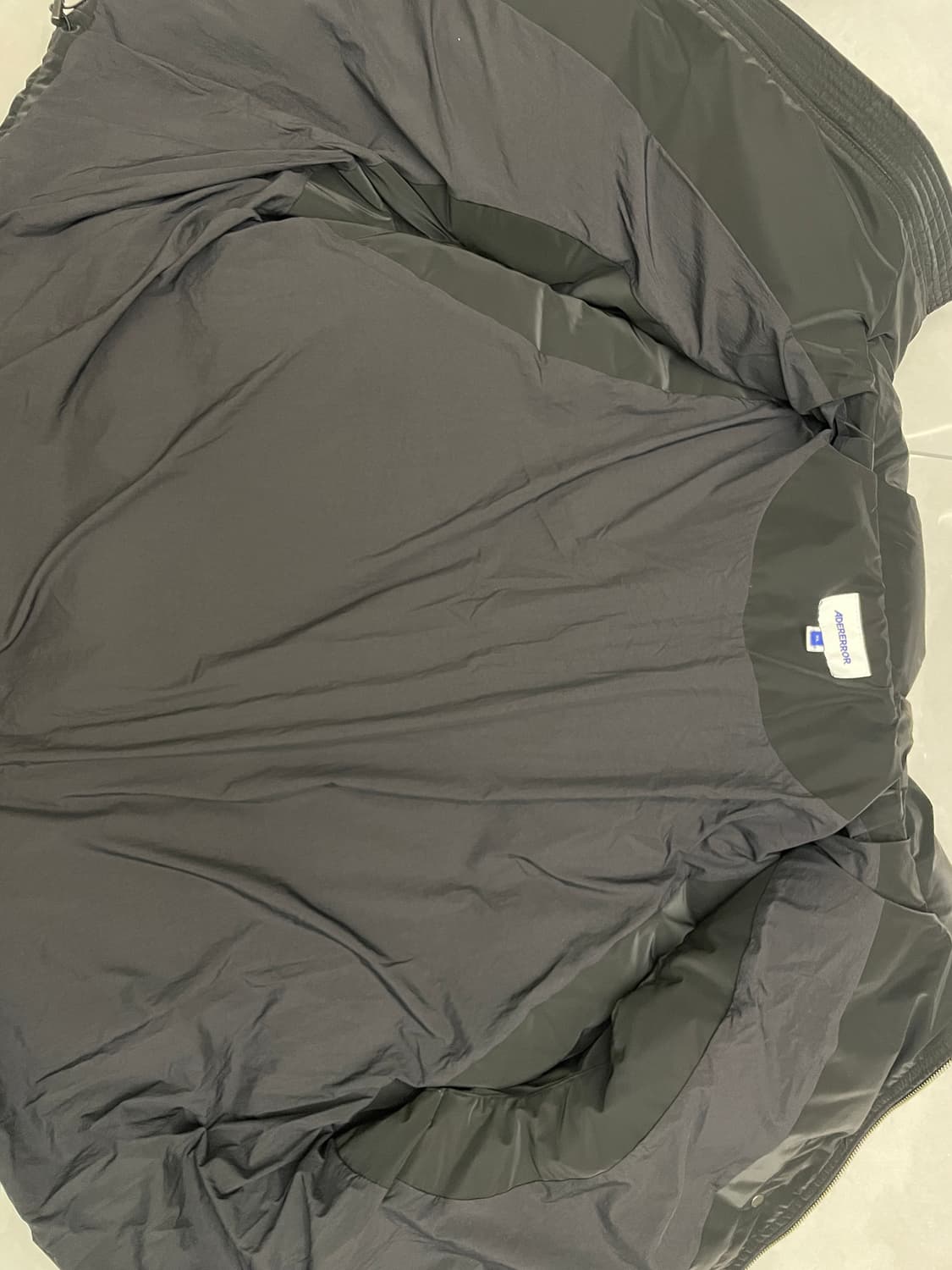 아더에러 23FW Aren 아렌 베스트 블랙 상품이미지5