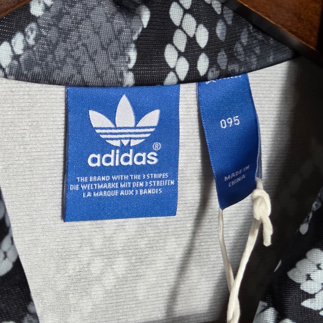 아디다스 파이어버드 뱀피 슬림핏 트랩탑 져지 상품이미지9