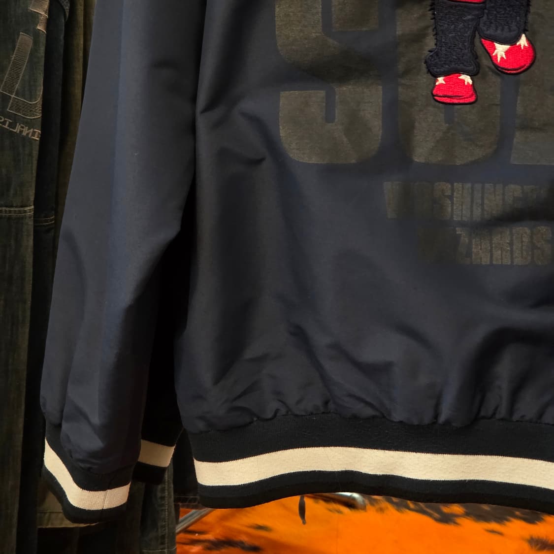 NBA 자수 포인트  네이비 아노락 후드 상품이미지5