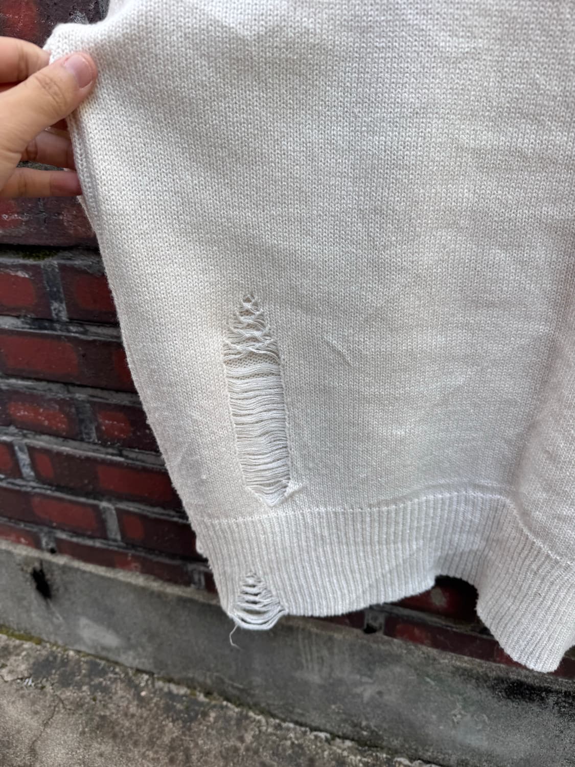 Dirally 본 그런지 니트  상품이미지8