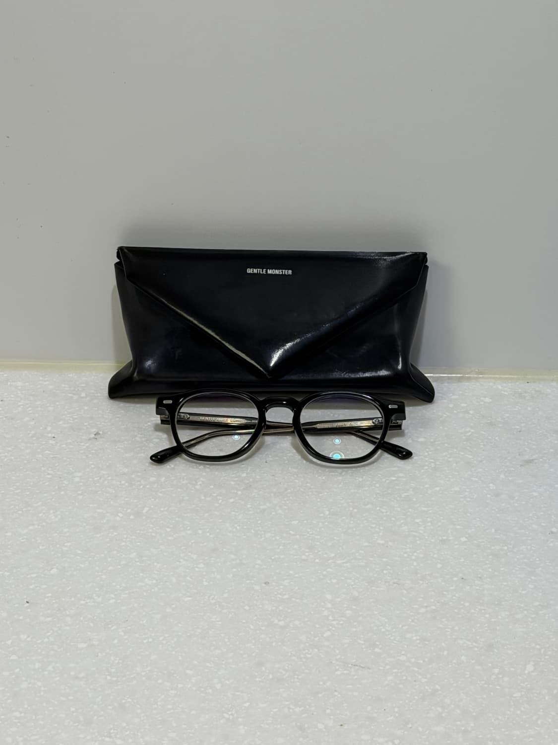 젠틀몬스터 에디 A 01 블랙 안경 상품이미지3