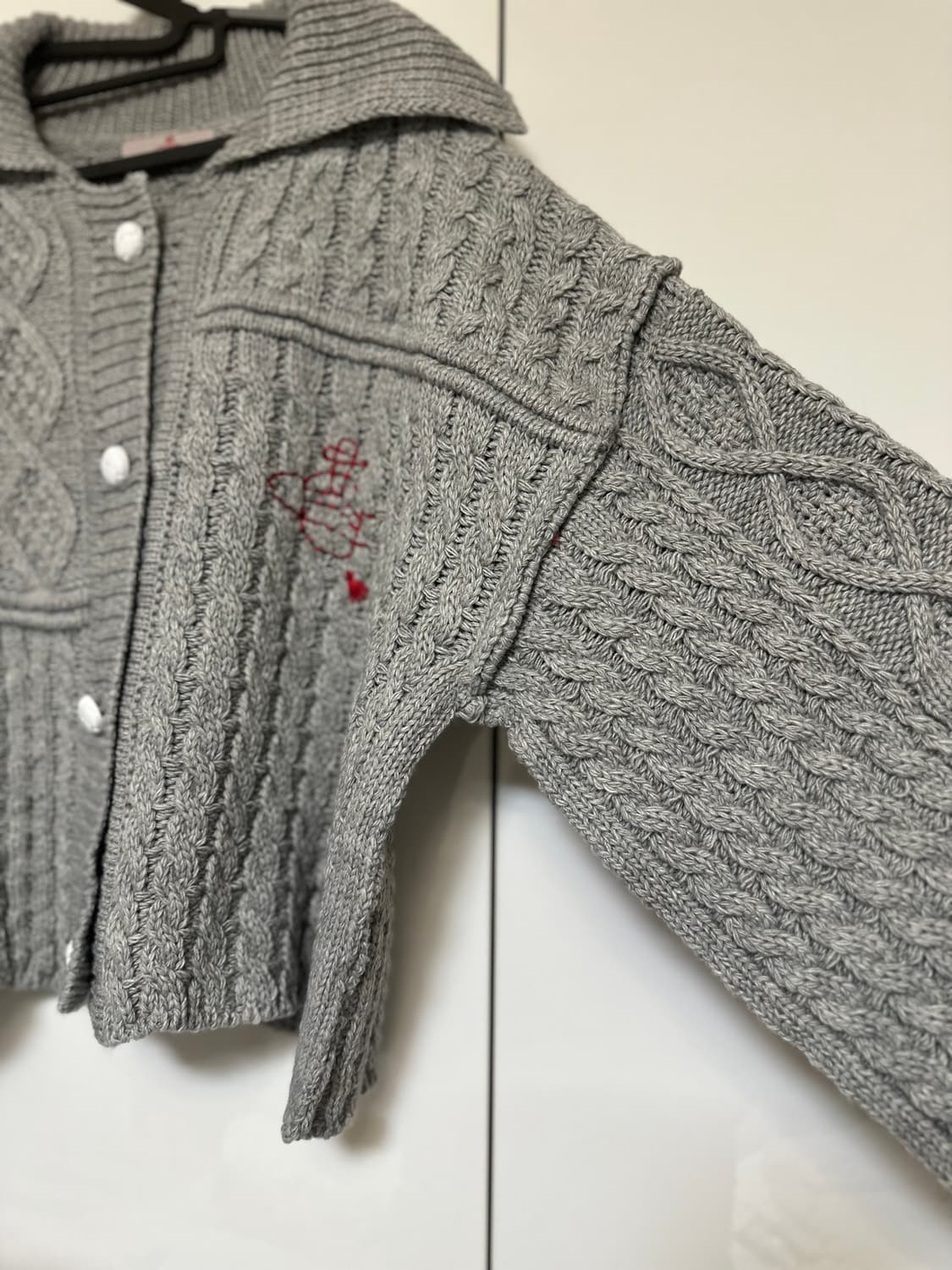 비비안웨스트우드 그레이 울케이블 가디건  상품이미지5