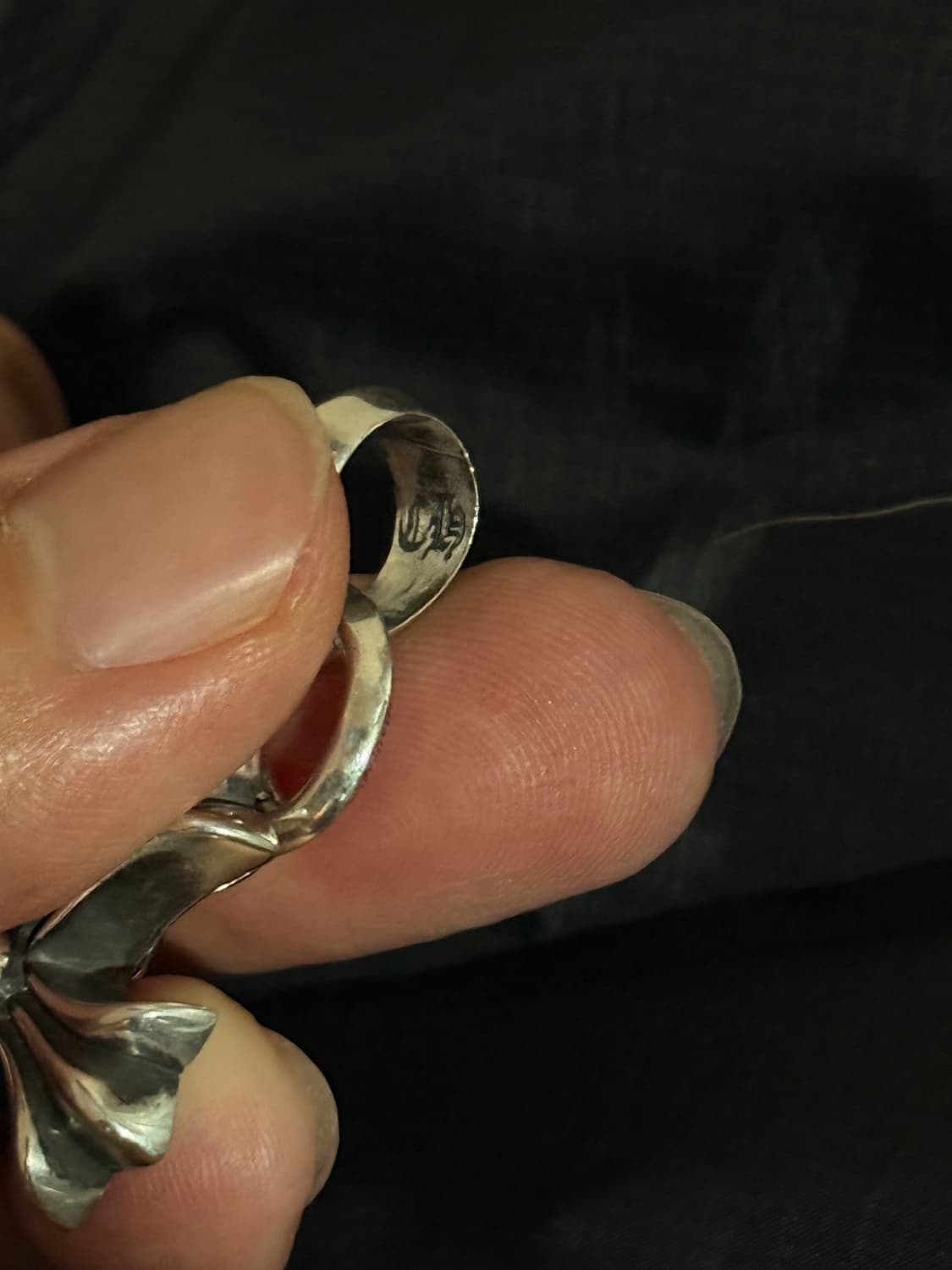 크롬하츠 스몰 크로스 with 베일 펜던트 상품이미지5