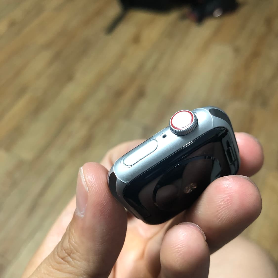 애플워치se 40mm 셀룰러 실버 알루미늄 나이키 상품이미지6