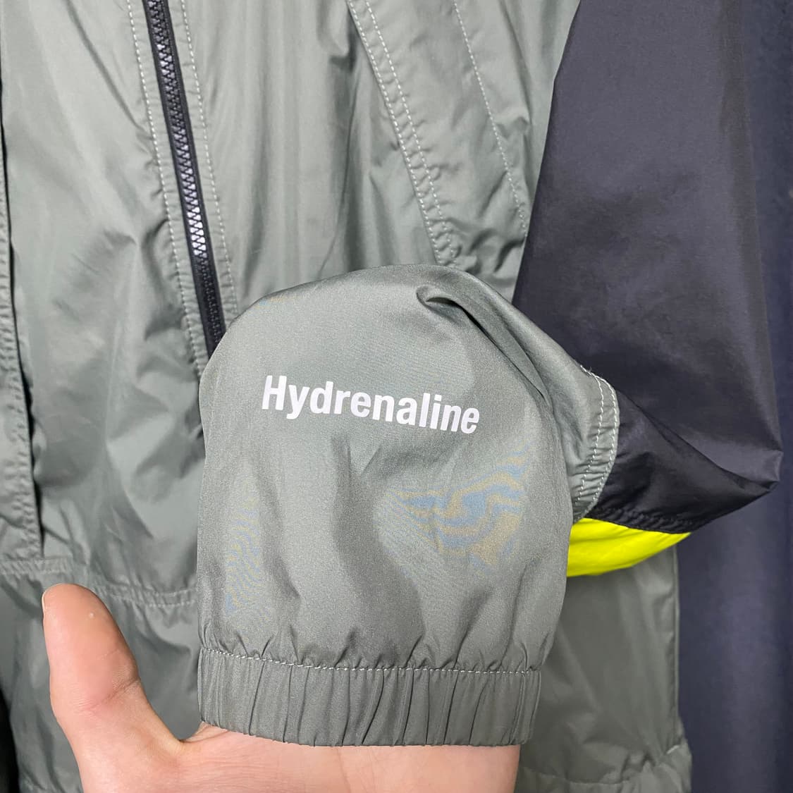 노스페이스 하이드레날린 바람막이 카키 M 상품이미지4