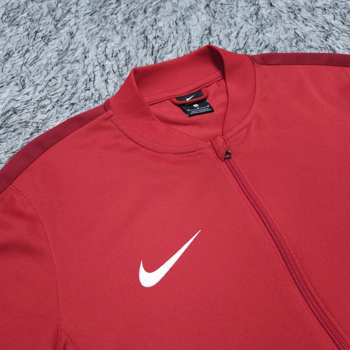 나이키) M 남자 드라이핏 트레이닝상의 / 왕눈이샵 상품이미지3
