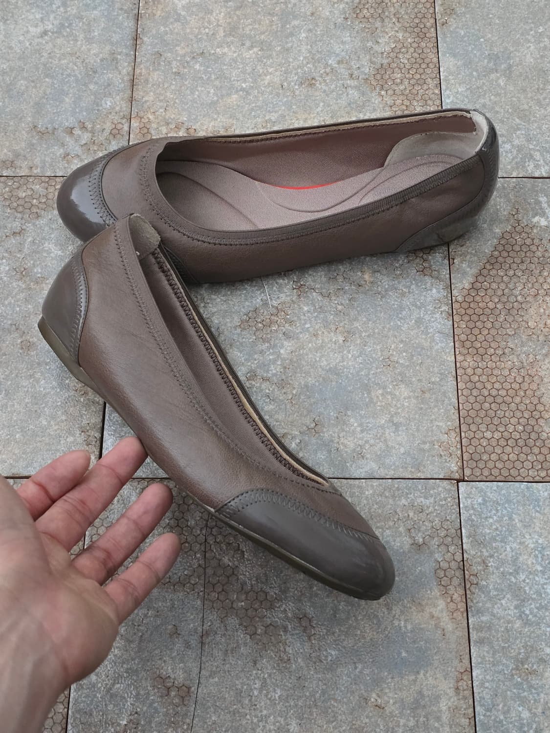 (245)락포트 토탈 모션 크레센트 캡 토 플랫 슈즈 상품이미지6