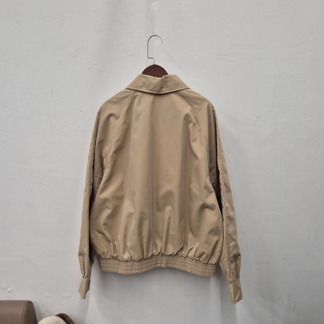 에잇세컨즈 코튼 숏 집업 자수 점퍼 90/M 상품이미지3