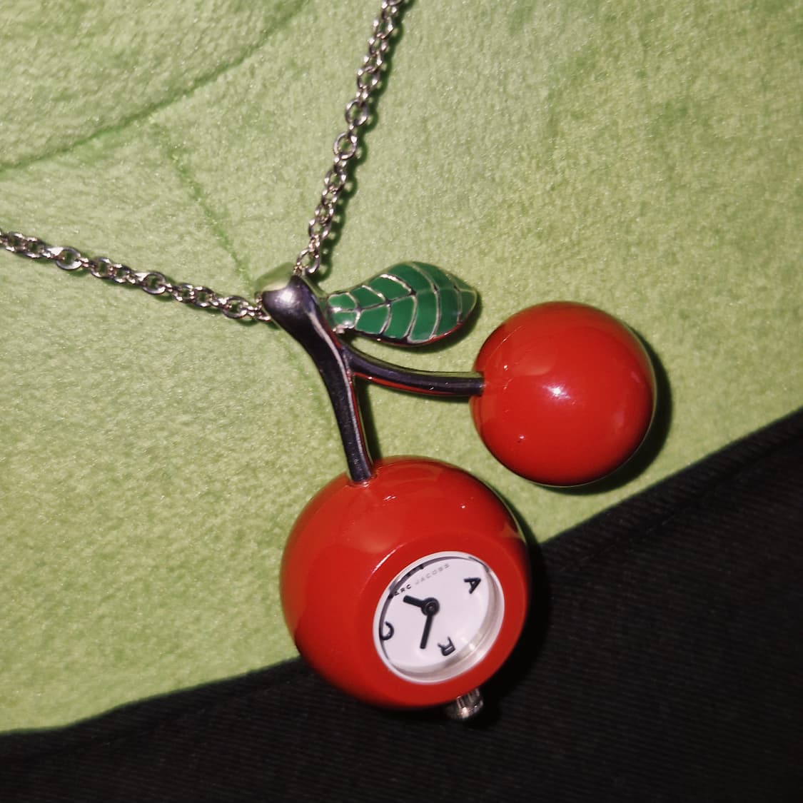 08s 마크제이콥스 빅 체리 시계 목걸이 상품이미지7