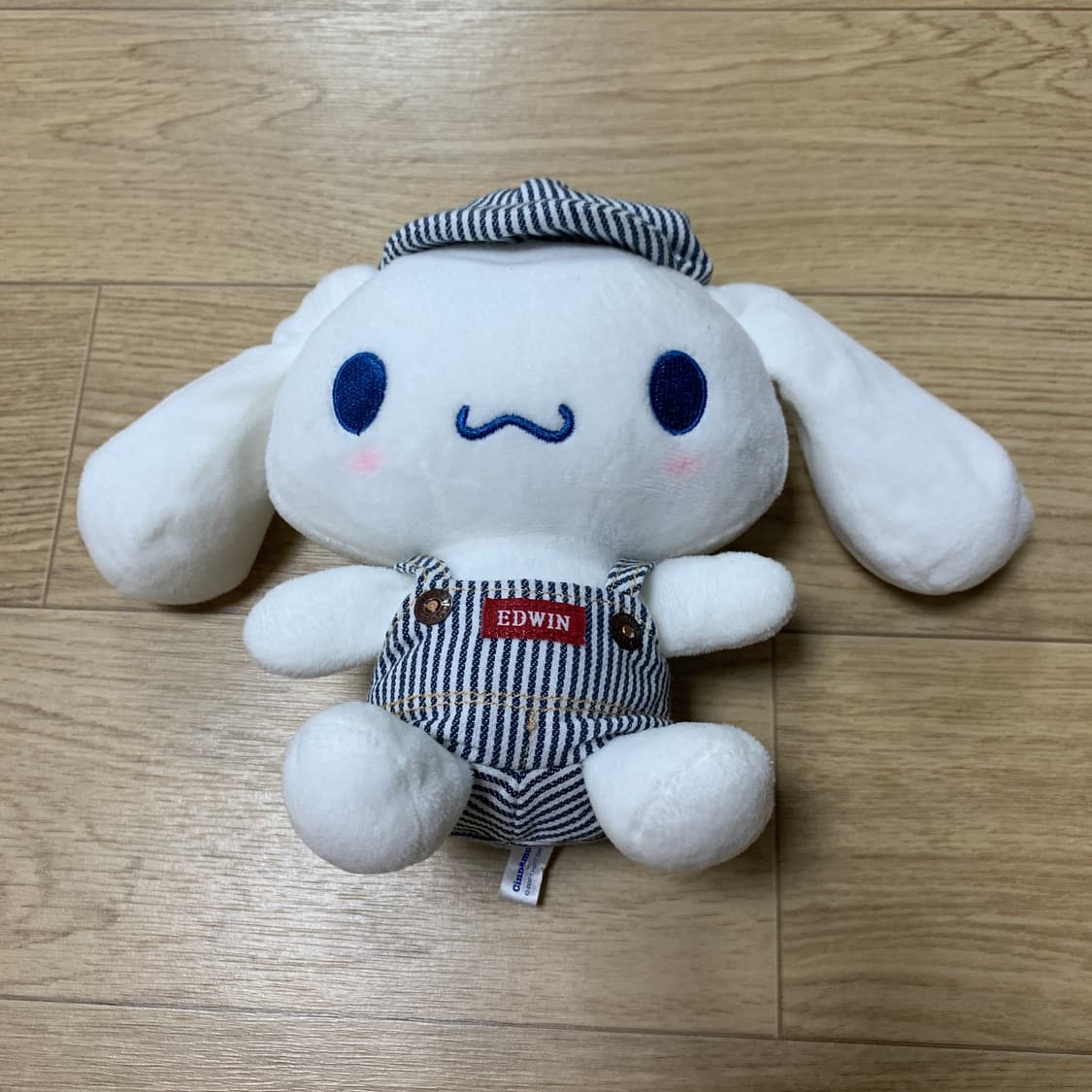 Edwin 에드윈 x 시나모롤 인형 상품이미지2