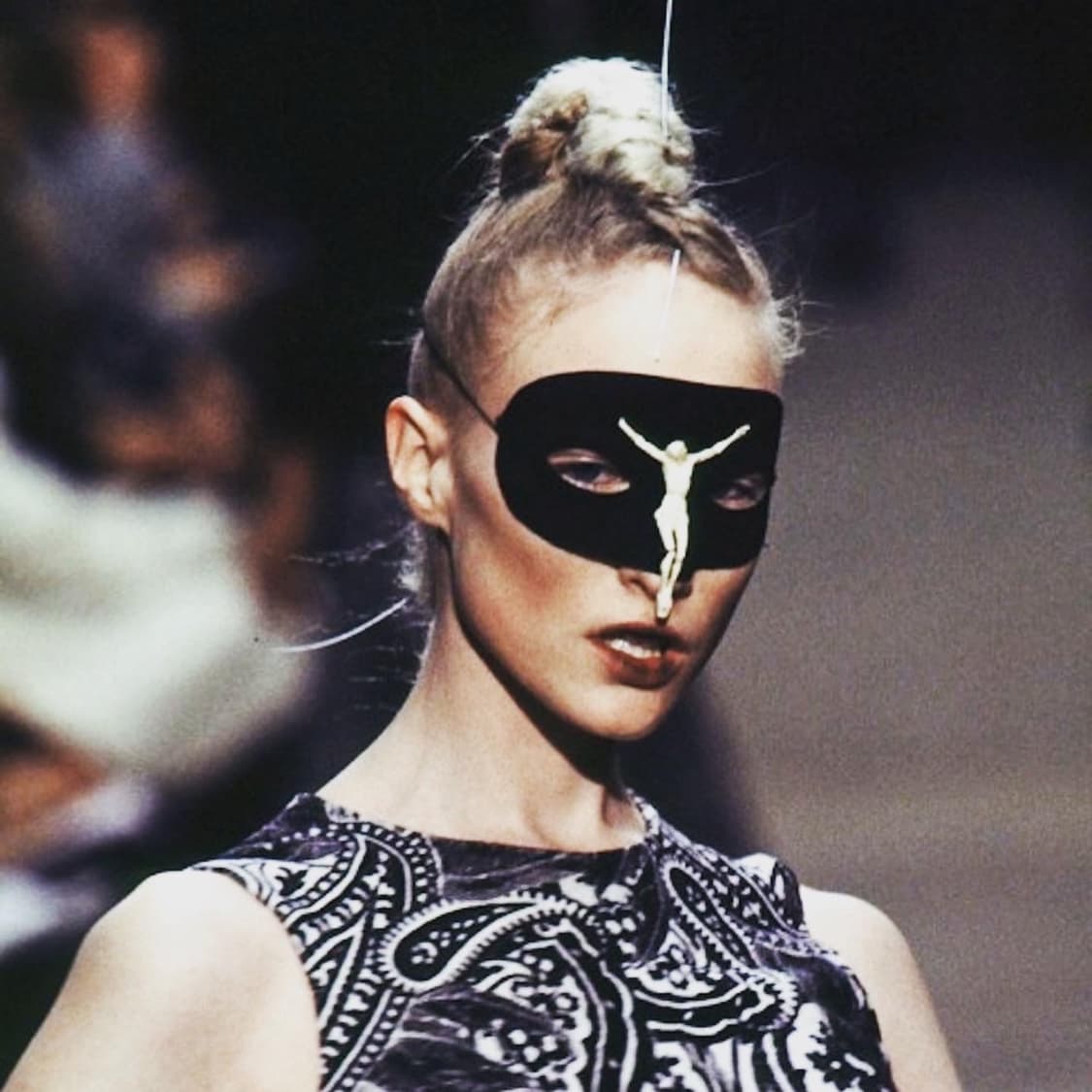 알렉산더 맥퀸 아카이브 96FW ‘Dante’ 컬렉션 셔츠 상품이미지4