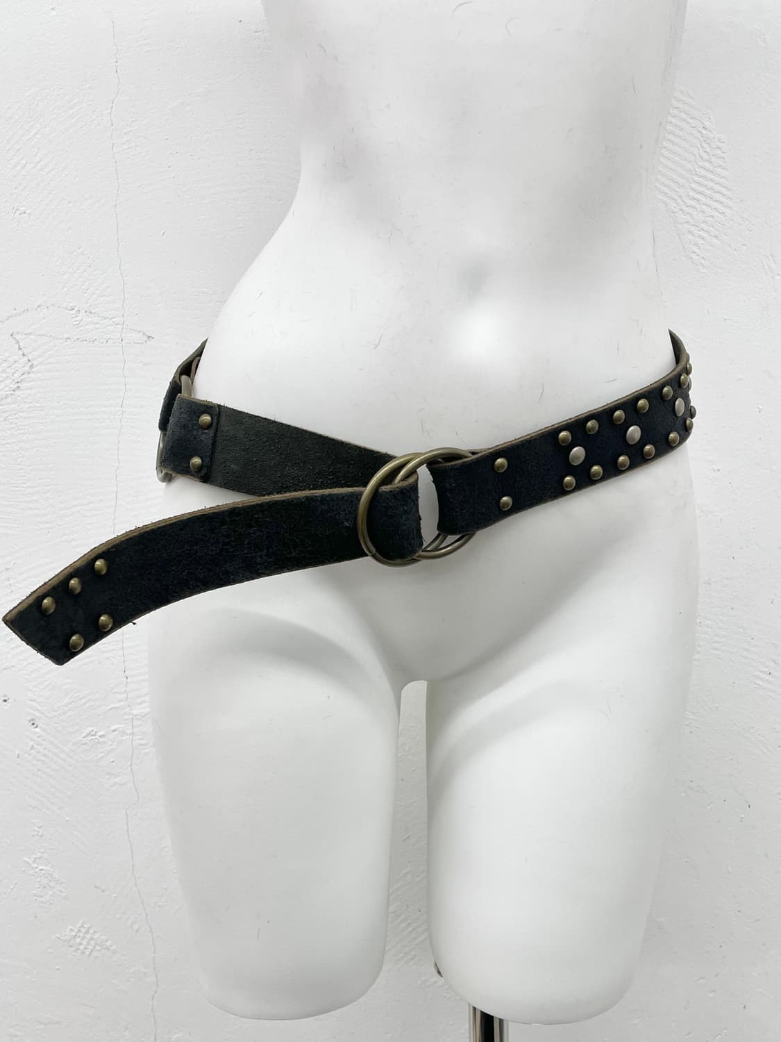 리얼레더 스터드 절개 버클 벨트 상품이미지2