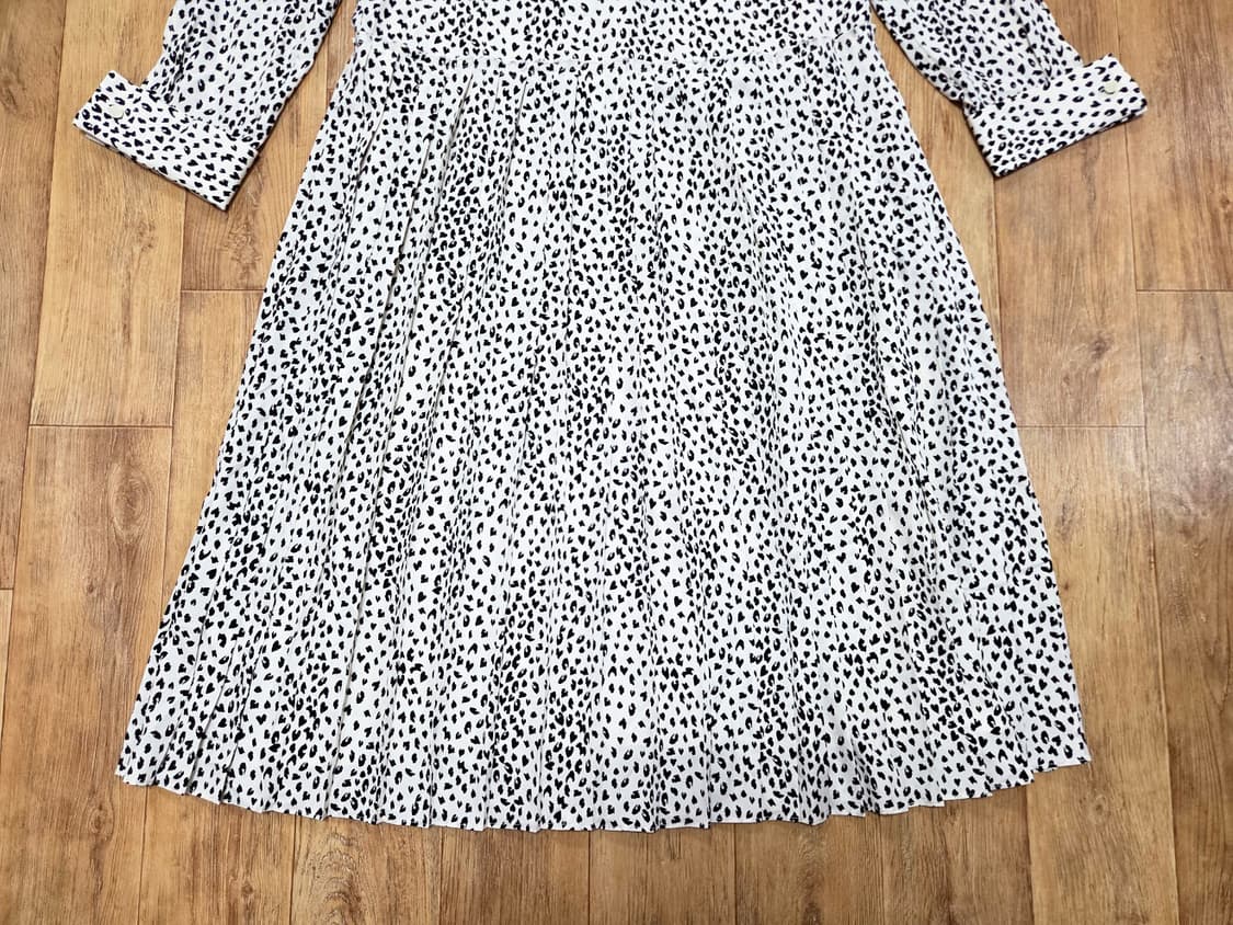 비뮤즈맨션(BEMUSE MANSION) Elly 플리츠원피스 프리사이즈 상품이미지9