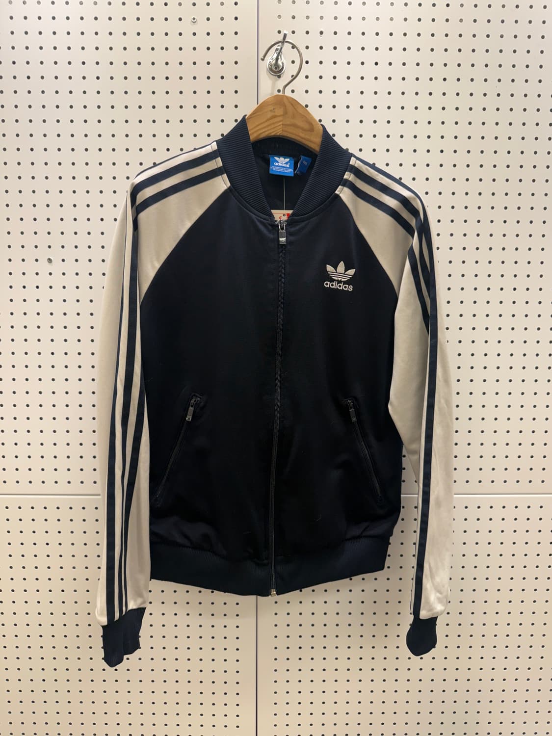 아디다스 레오파드 트레포일 빅로고 크롭 트랙탑 져지 U841 상품이미지2