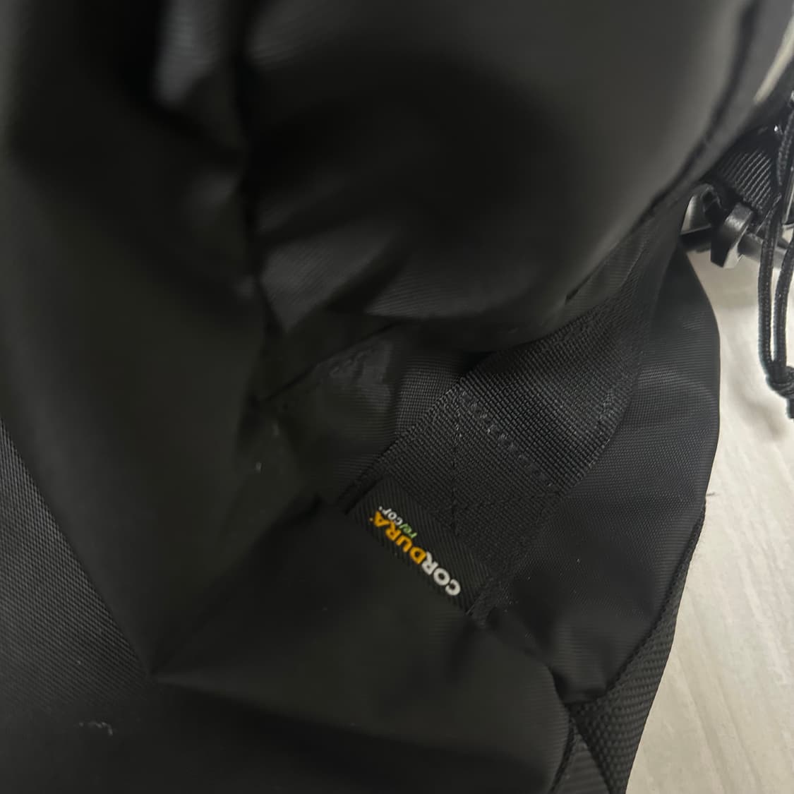 슈프림 더플백 22fw 상품이미지4