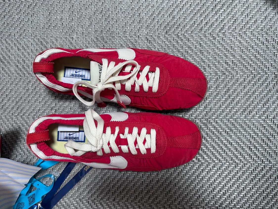 나이키x자크뮈스 문슈즈 275 팝니다 상품이미지4