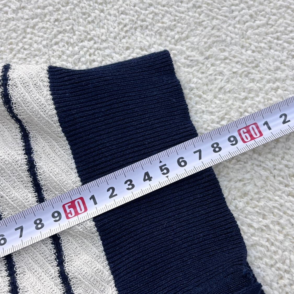 55 칼라거펠트 스트라이프 반팔 가디건 0323E 상품이미지5