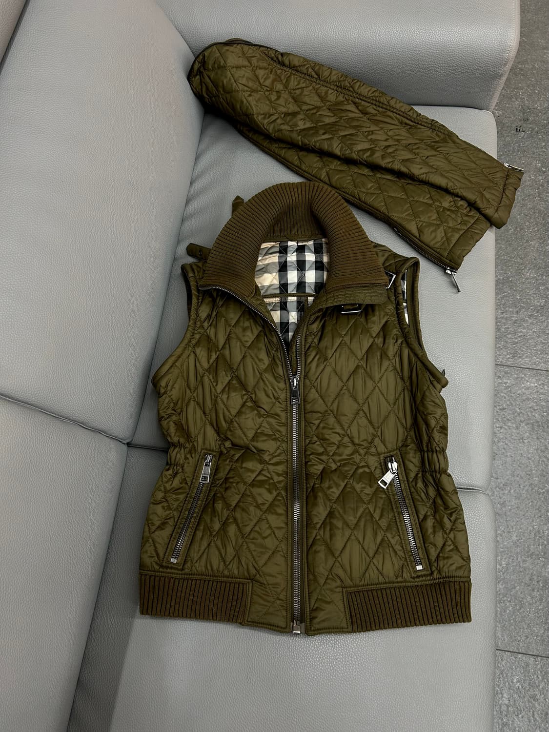 버버리 퀼팅 올리브카키 자켓(S) 상품이미지6
