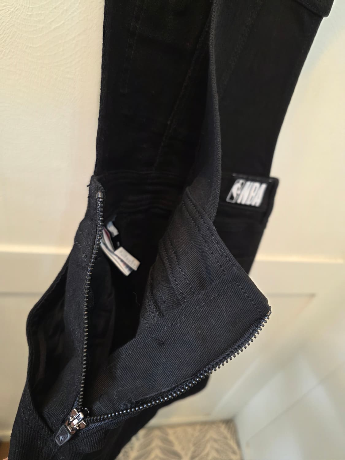 NBA 시카고불스 블랙 밴드 레터링 오버롤 멜빵스커트 상품이미지6