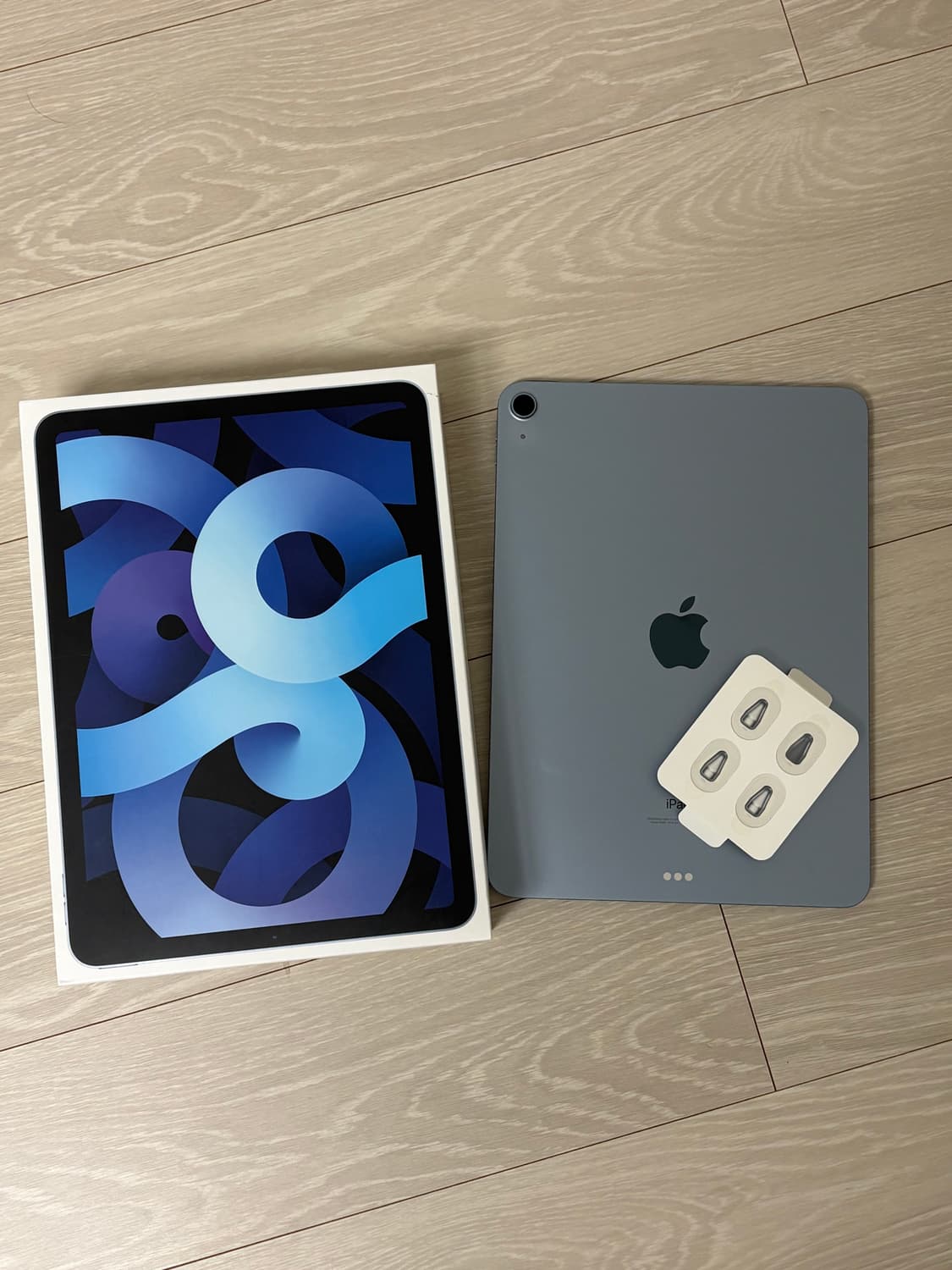 아이패드 에어 4세대 블루 256GB wifi (에어펜슬 포함) 상품이미지1