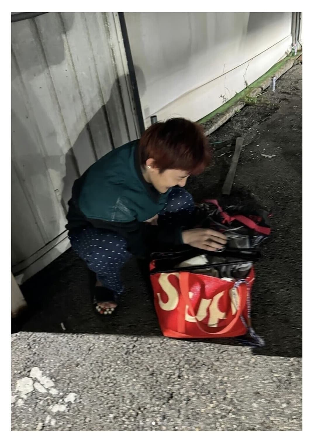 슈프림 라피아 토트백 상품이미지1