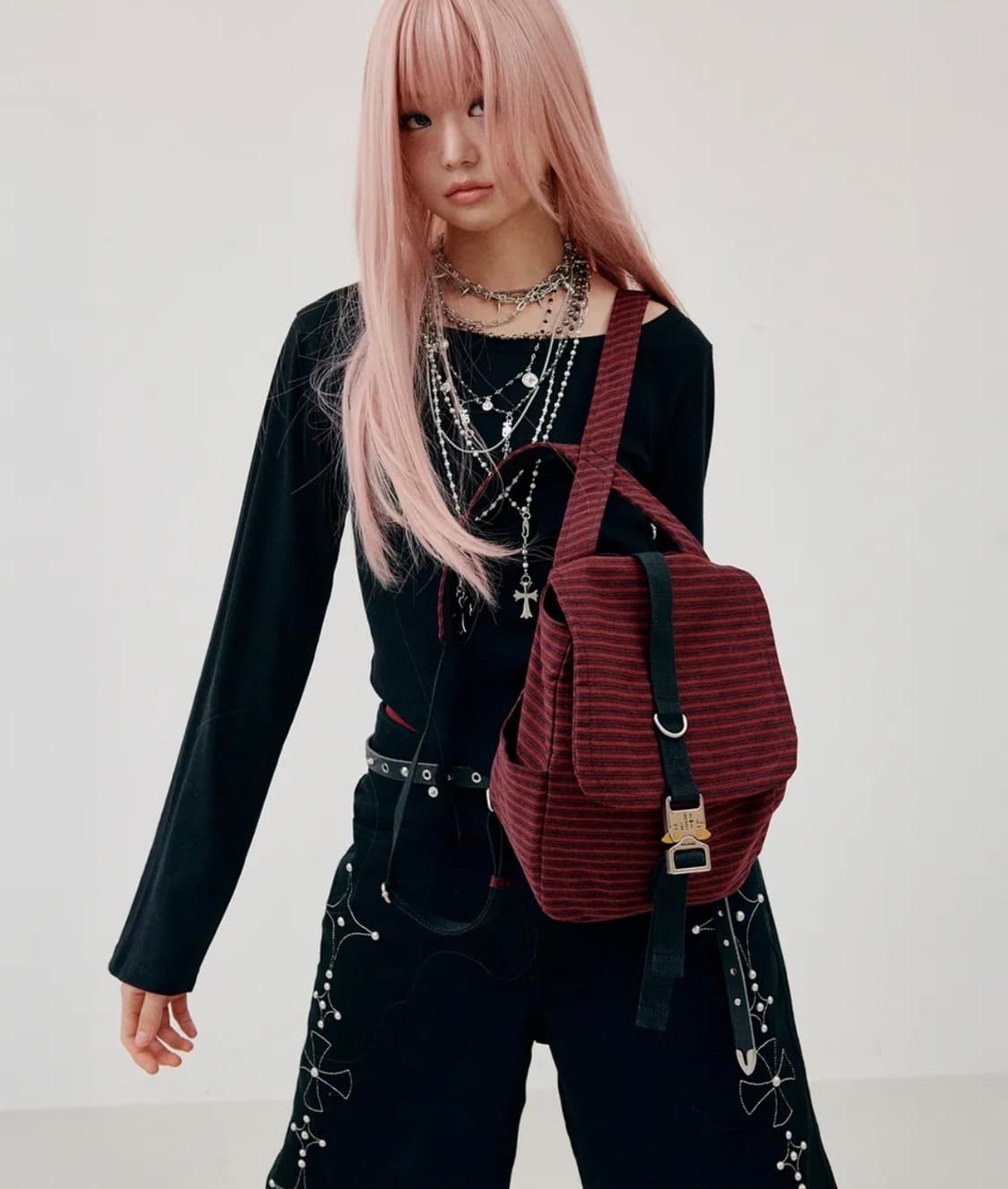 닐링 다섯시반 스트라이프 백팩 레드 상품이미지4