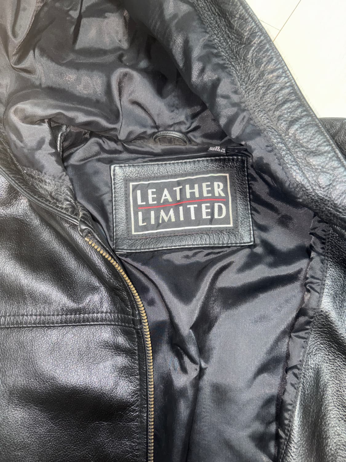  코르티스깔 리미티드 레더 자켓 상품이미지2