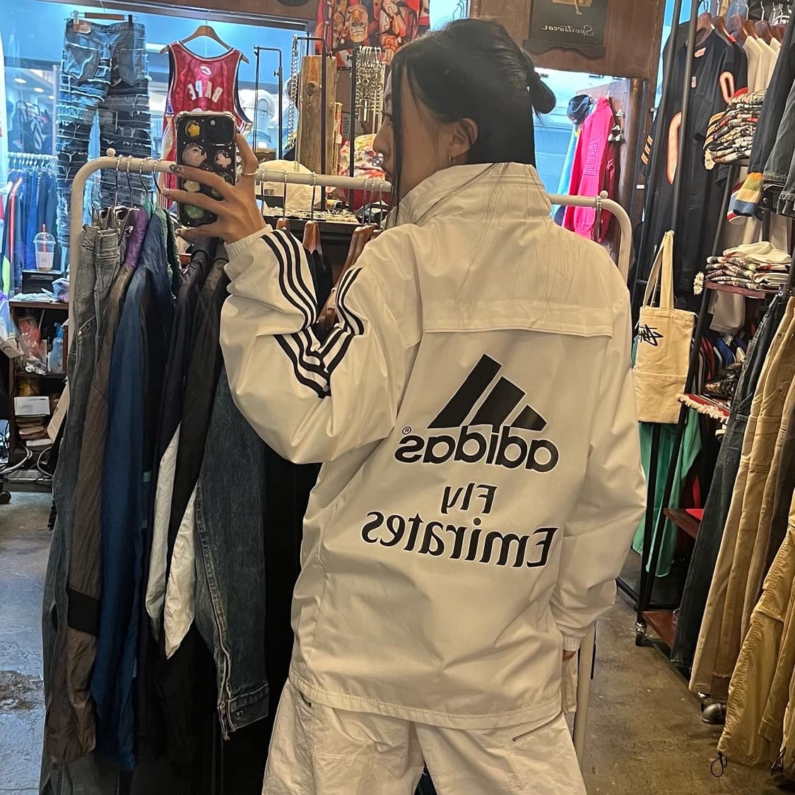 Adidas X Real Madrid 바람막이 상품이미지8