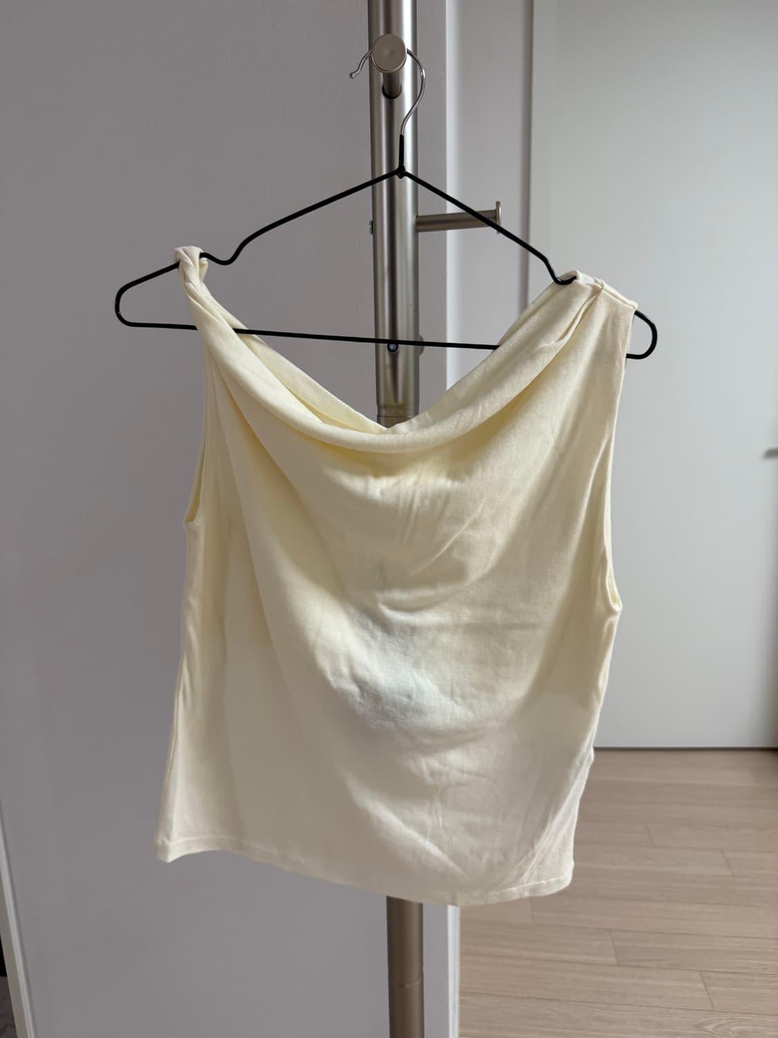 마시모두띠 드레이프 슬리브리스 티셔츠 상품이미지3