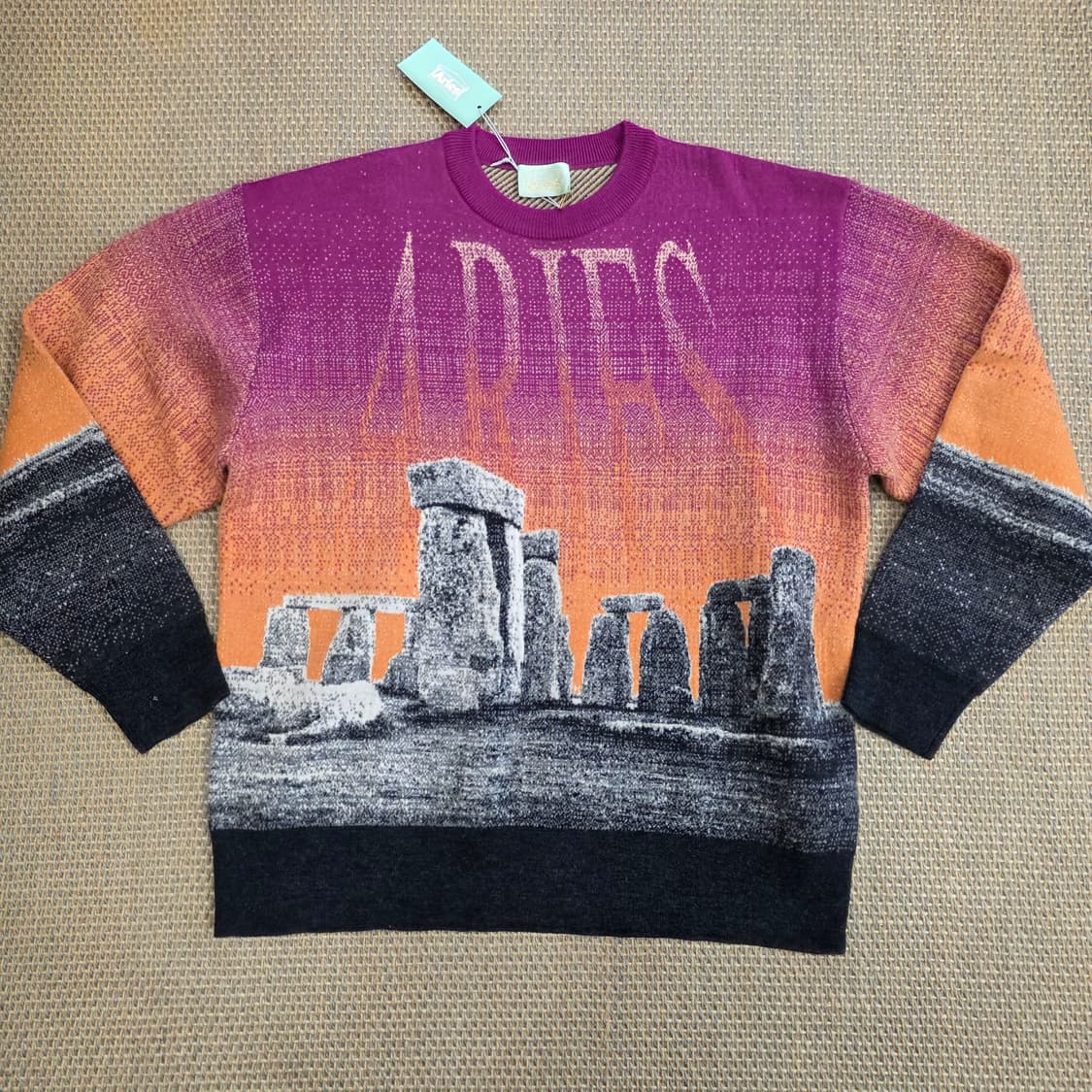 Aries 스톤헨지 석양 최상급 니트 스웨터
 상품이미지2