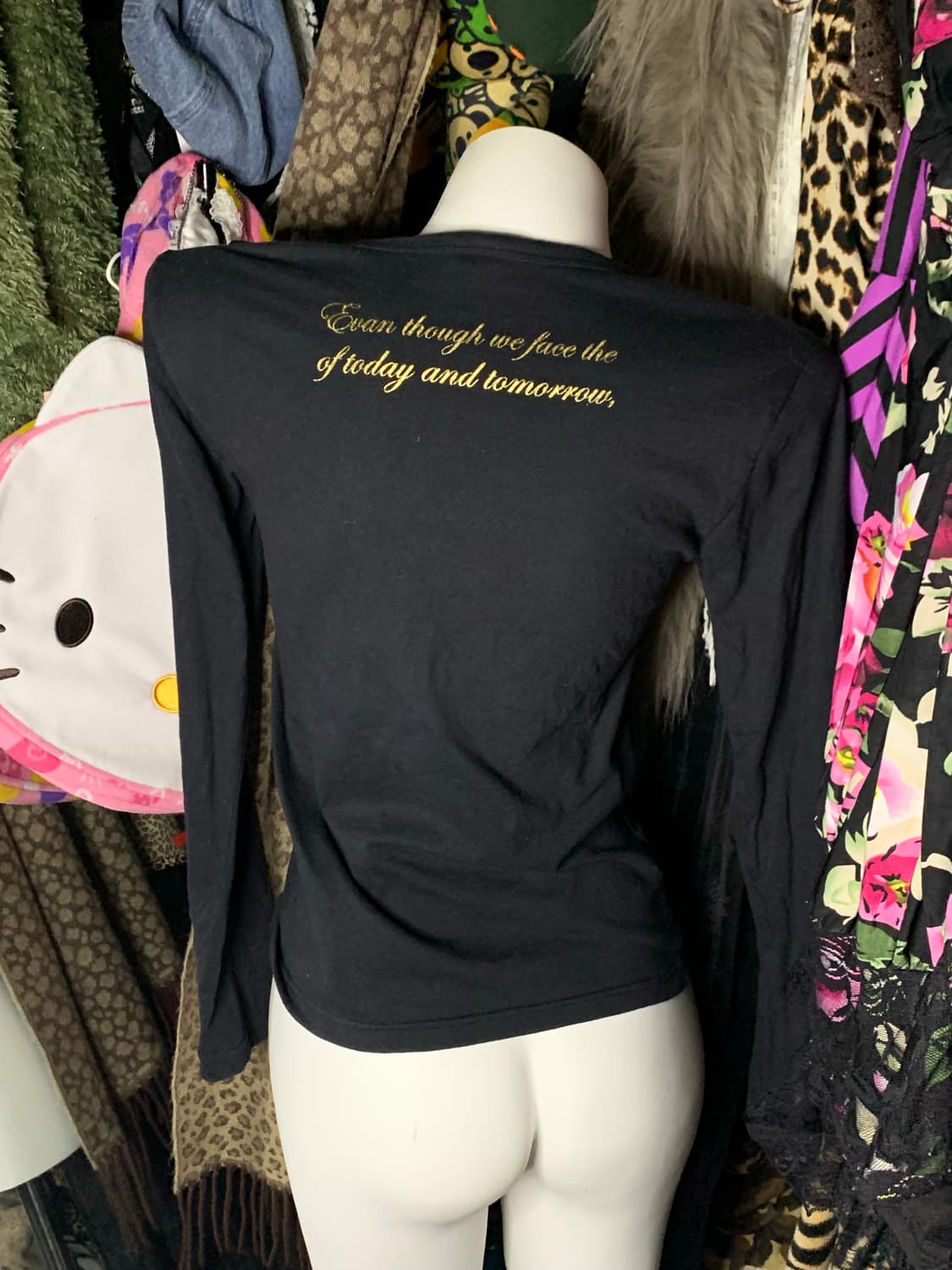 오네갸루 펑크 블랙골드 레터링 긴팔티셔츠 상품이미지2