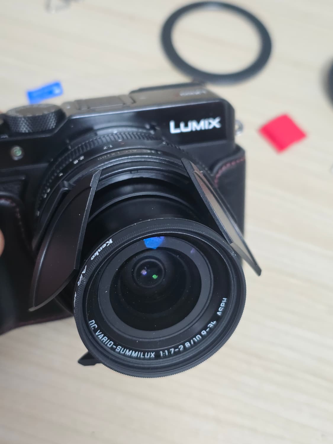 파나소닉 루믹스 LX100M2 카메라 +

레드 스트랩 상품이미지5