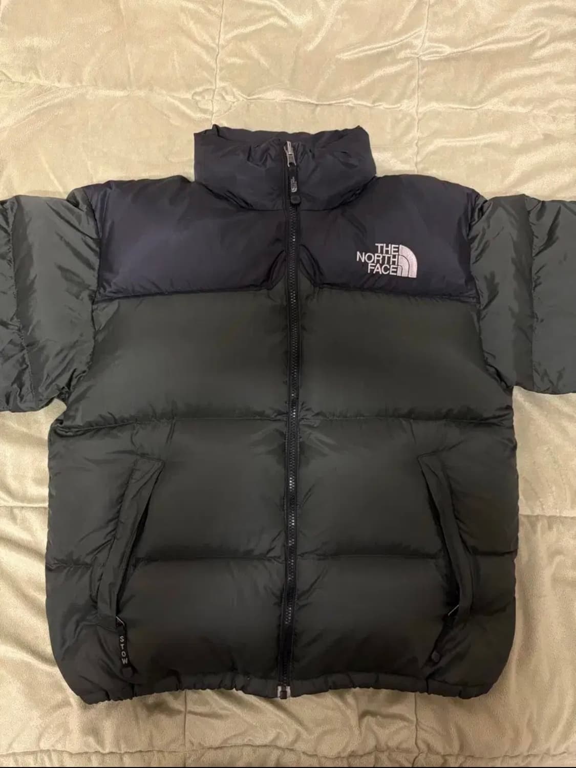 노스페이스 눕시 700 다크카키 M 상품이미지1