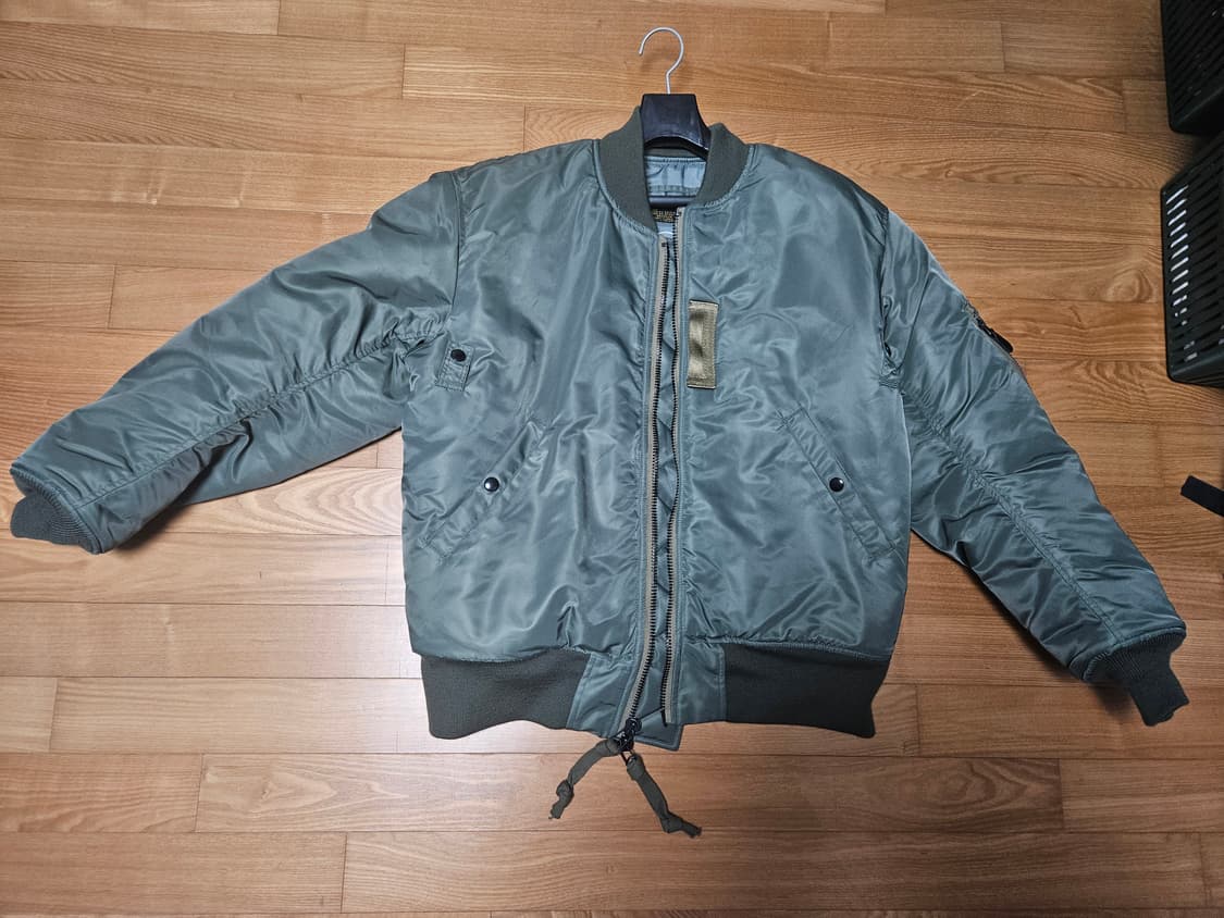 브론슨 ma-1 한국판 M사이즈 상품이미지1