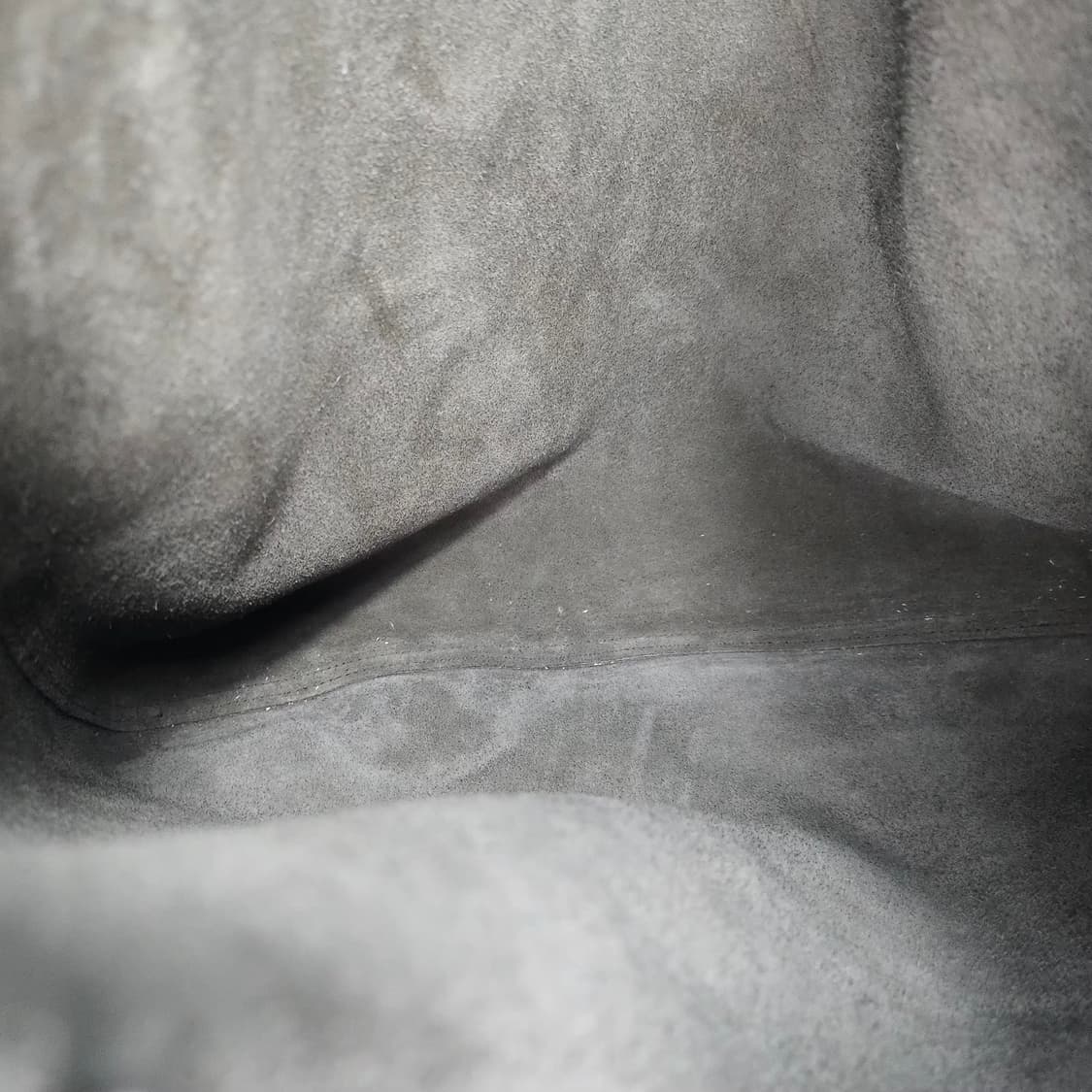 구찌 띠로고 프린트 레더 쇼퍼백 상품이미지4