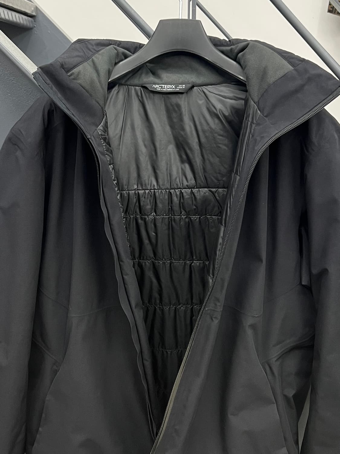 아크테릭스 아메스 고어텍스 패딩 자켓 상품이미지5