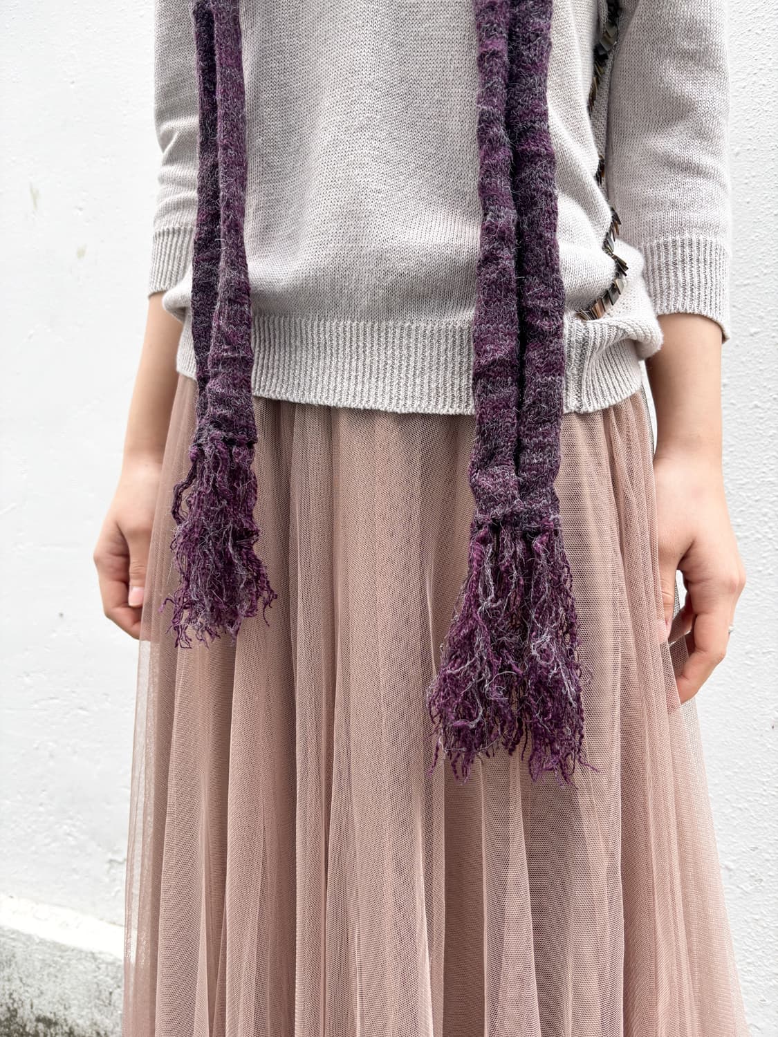 빈티지 비즈 브이넥 린넨 니트 상품이미지4