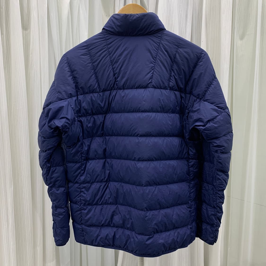 유니클로 울트라 라이트 다운 재킷 남성 패딩 1710 상품이미지2