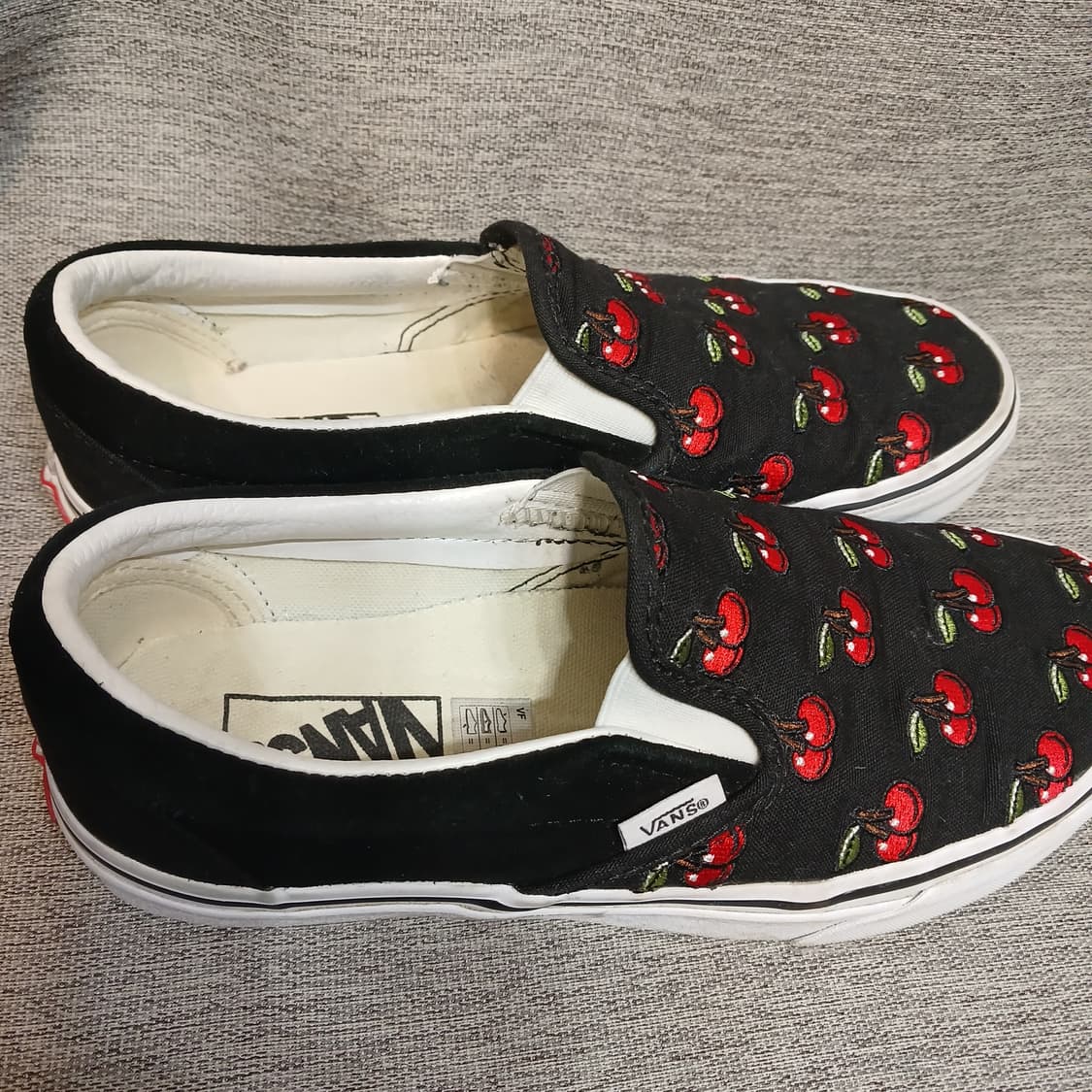 반스 체리 스니커즈 상품이미지2
