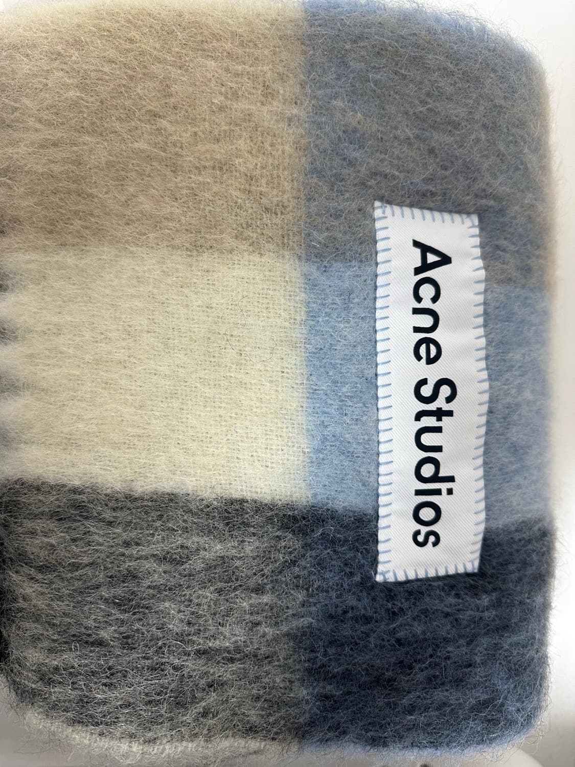 아크네스튜디오 머플러 체크 머플러 블루베이지 상품이미지1