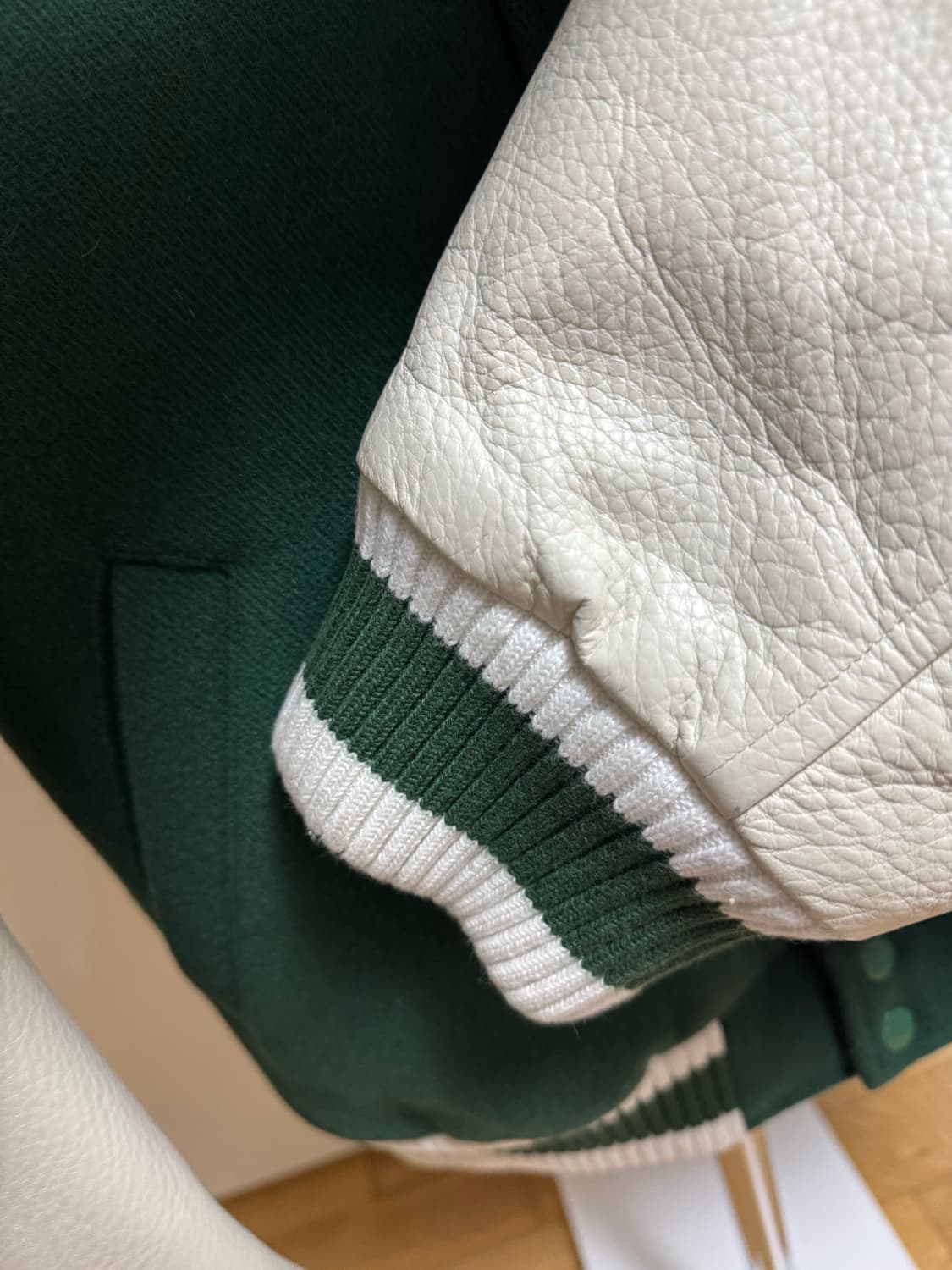 골프 르플레르 바시티자켓 미친 가격에 판매합니다! 상품이미지6