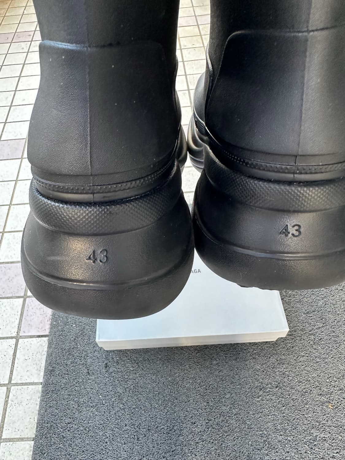 [43] 발렌시아가 x 크록스  Balenciaga x crocs 상품이미지7