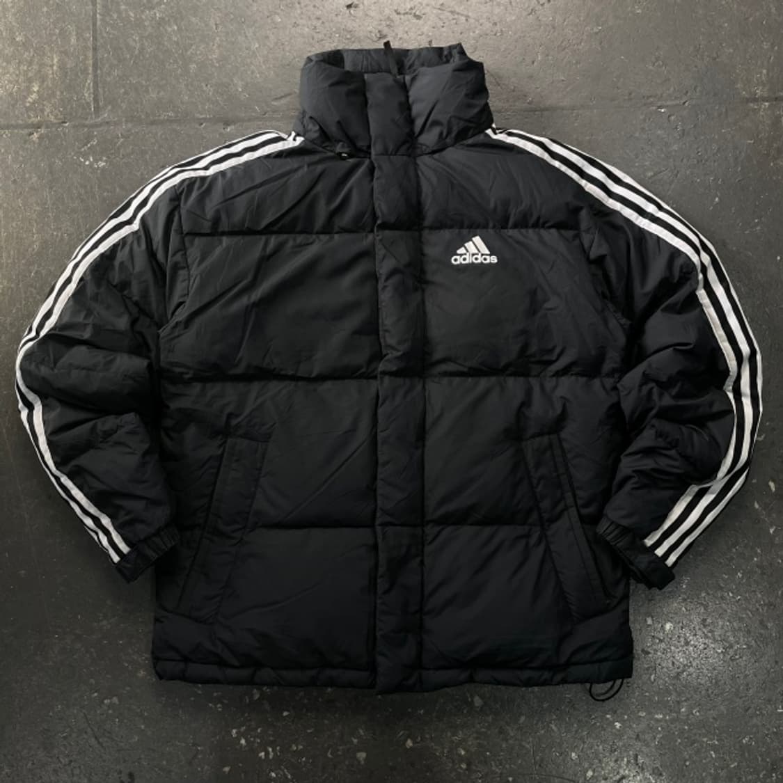 100 아디다스 삼선 푸퍼 패딩  상품이미지1
