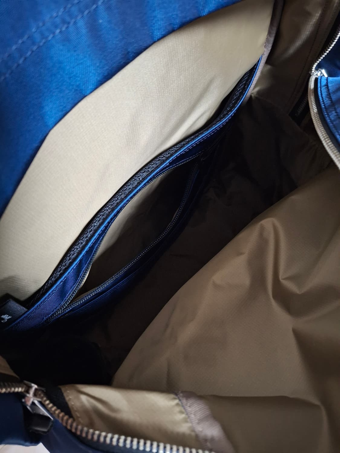 [무료배송] trvr 데이팩 백팩 네이비 상품이미지7