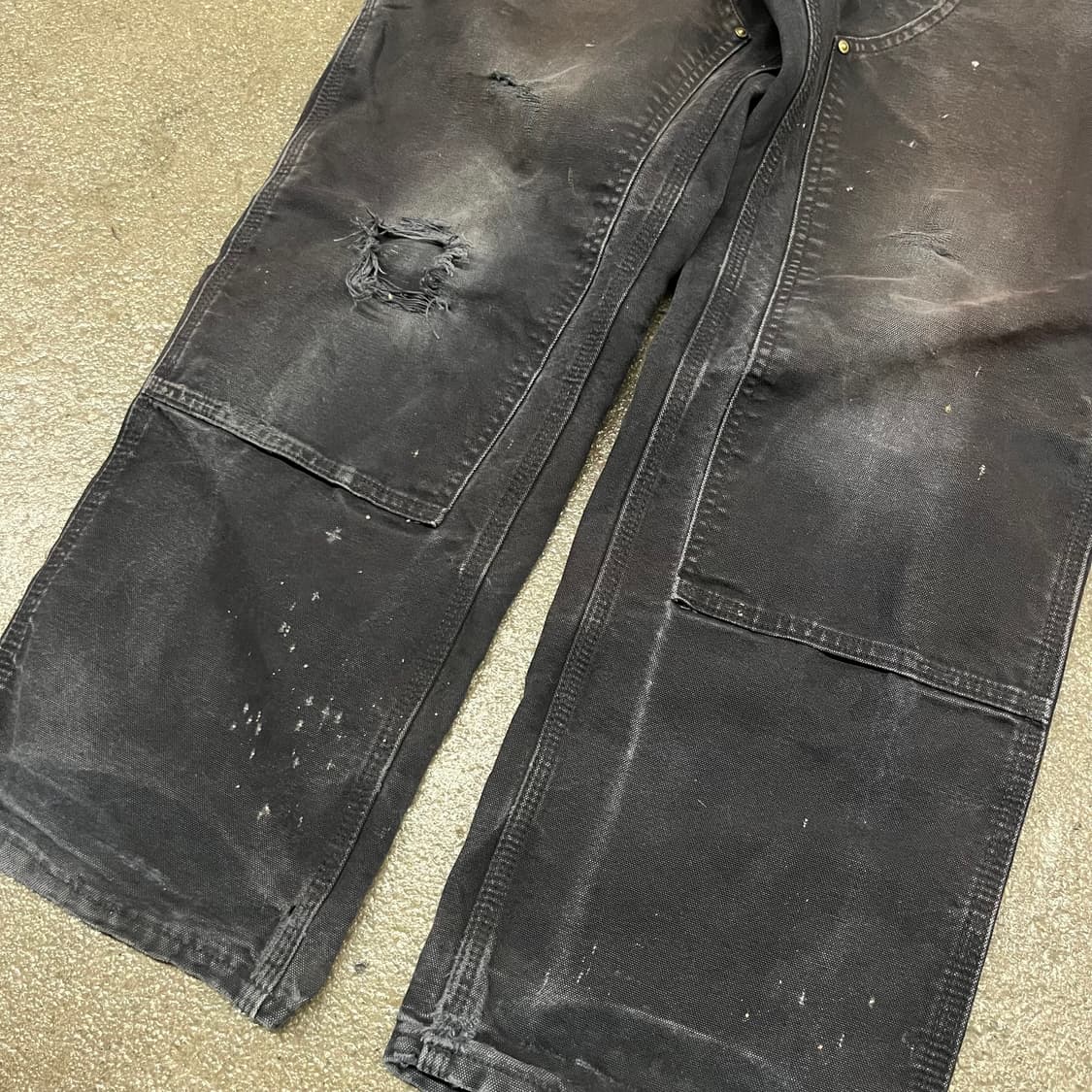 Carhartt 블랙 더블니 팬츠 (33“) 상품이미지3