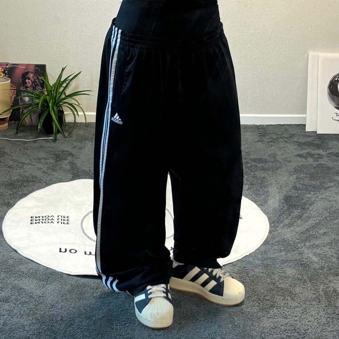 90s ADIDAS 올드스쿨 블랙 와이드 트랙팬츠 상품이미지2
